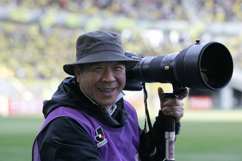 当てるぞ」 レジェンドカメラマンが受けた釜本邦茂さんのいたずら