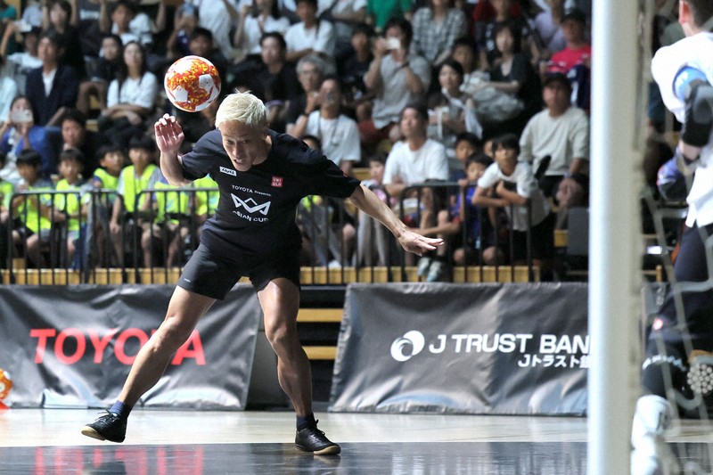 本田圭佑さん考案の育成年代4人制サッカー「4v4」国際大会 タイが優勝