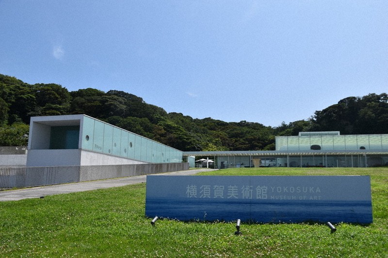 かながわ百景：ガラスの壁 東京湾一望 ／神奈川 | 毎日新聞