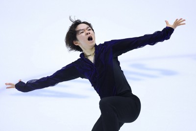 ◯山優 リンクサイド：鍵山優真 200点超えも「止まるわけにはいかない