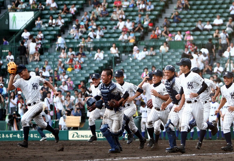 夏の甲子園に登場 東大阪大柏原って？ 寛平さん、はるな愛さん出身