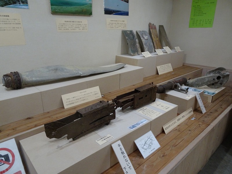 80年前墜落の戦闘機が初公開 残骸からたどるあの日の記憶 | 毎日新聞