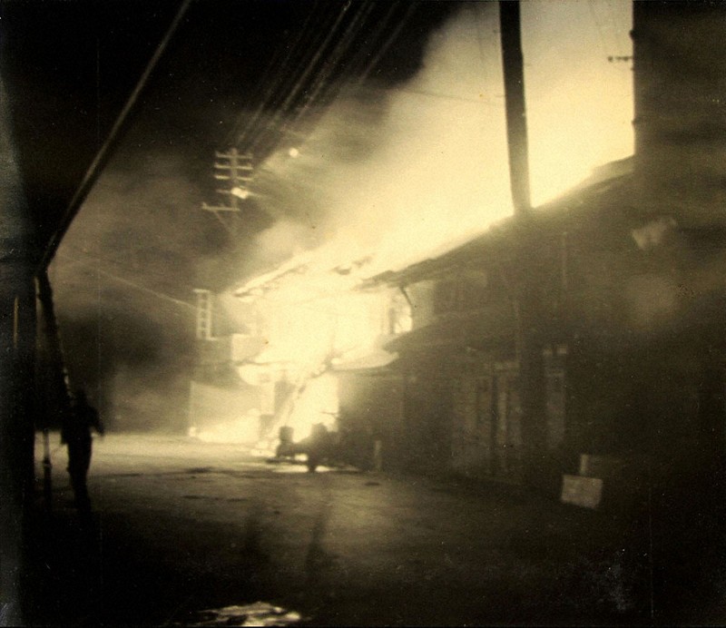 火焰の巷」鮮明 1500人超犠牲、福井空襲写真展示 | 毎日新聞