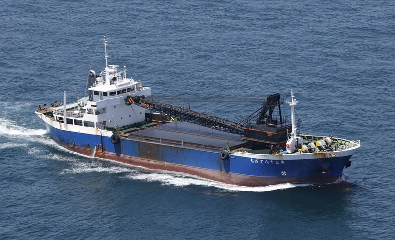 ジャリ-運搬船 男性が心肺停止 砂利運搬船とヨット衝突か 大分・津久見 | 毎日新聞