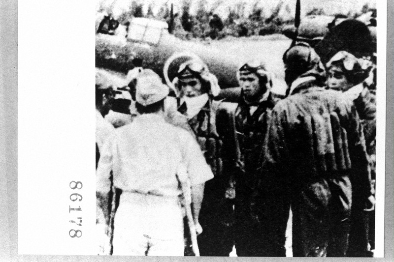 「あの時にお別れした軍人さんは」 初の特攻「敷島隊」、先輩の最期 [写真特集1/5] 毎日新聞