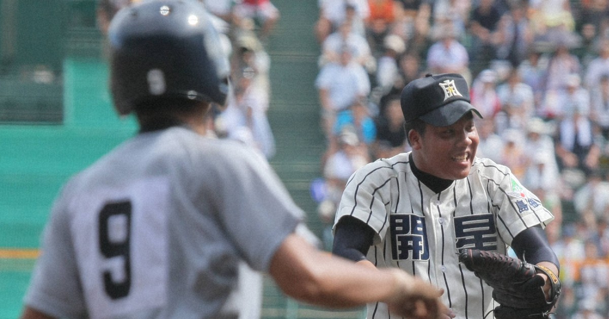 世紀の落球」から15年ぶり対戦 仙台育英－開星 夏の甲子園 | 毎日新聞