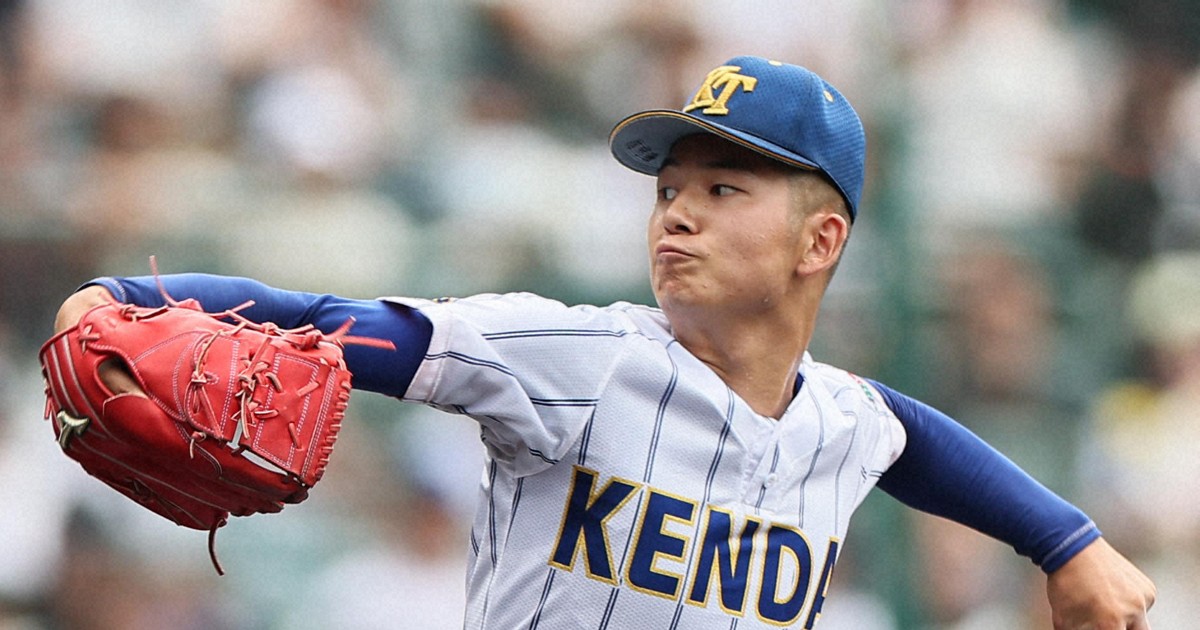 石垣元気と「高い舞台でまた」　復活の健大高崎・佐藤　夏の甲子園