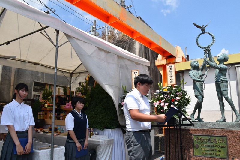 大阪・京橋大空襲80年で慰霊祭 中学生「平和の大切さ考え続ける