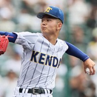 諦めかけた」マウンド、健大高崎・佐藤龍月の1年 夏の甲子園 [写真特集
