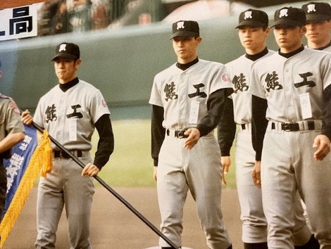祖父は「奇跡のバックホーム」経験 3代で甲子園の沖縄尚学・田中 [写真