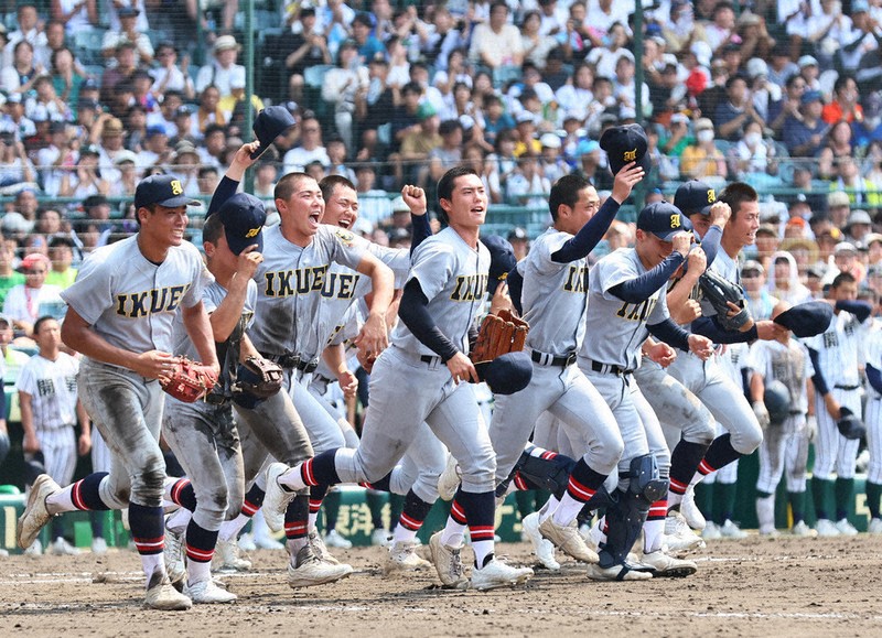 全国高校野球 仙台育英逆転勝ち 好守備、ピンチしのぐ ／宮城 | 毎日新聞