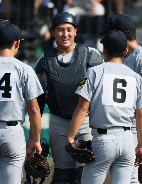 全国高校野球 仙台育英逆転勝ち 好守備、ピンチしのぐ ／宮城 | 毎日新聞