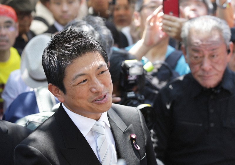 戦後80年 8月15日の靖国神社 [写真特集14/14] | 毎日新聞