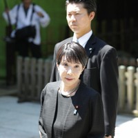 ✳️入手困難・当時もの✳️値下げ相談歓迎✳️写真集『靖国神社』1986年刊 ✳️入手困難・当時もの✳️値下げ相談歓迎✳️写真集『靖国神社』1986年刊