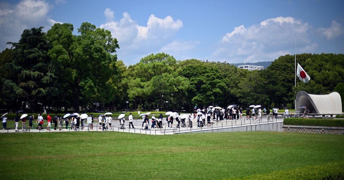 戦後80年 終戦の日 千鳥ケ淵戦没者墓苑や靖国神社など [写真特集36/32
