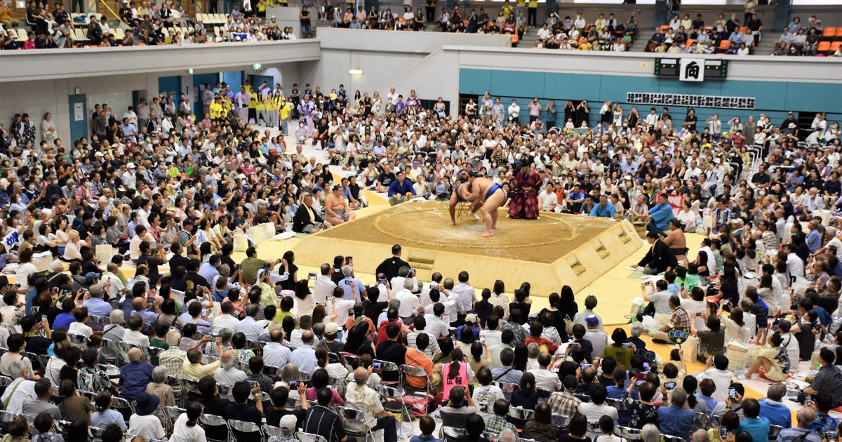 Easy Japanese news in translation: Sumo summer tour delights fans in Ibaraki Prefecture