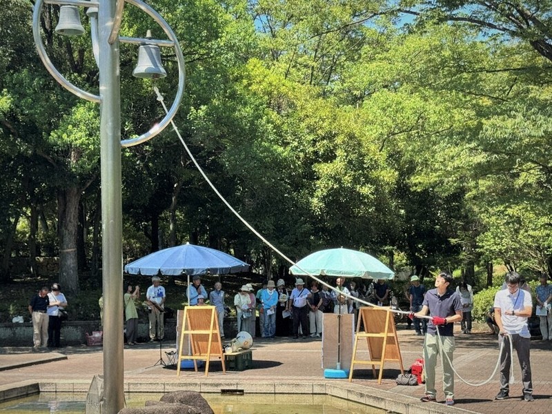 戦後80年：熊谷に響く平和の鐘 「最後の空襲」 次世代へ受け継ぐ輪