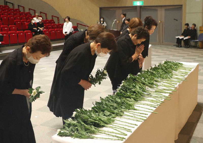 平和願って 終戦の日 ／和歌山 | 毎日新聞