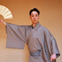 映画「国宝」の振り付け助手を務めた慶祥芳之さん＝高知県四万十市で2025年8月14日午後3時2分、上野力撮影