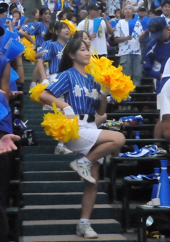 撮影禁止に衣装変更、でもおしゃれに…悩めるチア盗撮対策 甲子園 撮影禁止に衣装変更、でもおしゃれに…悩めるチア盗撮対策 甲子園