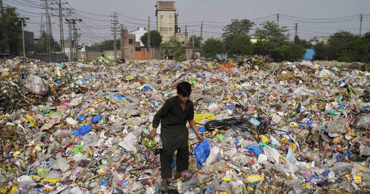 No end in sight to plastic pollution crisis as treaty negotiations in Geneva fail