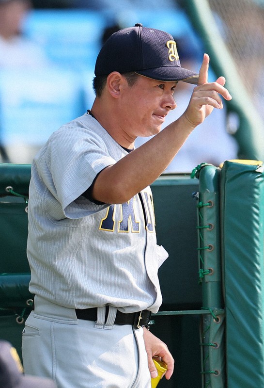 仙台育英・須江監督が感じた「誰も立ち入れない空間」 夏の甲子園