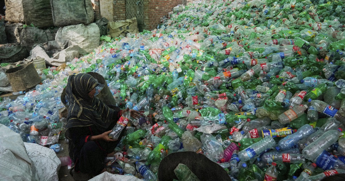 Failure of talks for plastic treaty turn focus back to reduce, reuse, recycle. How's that going?