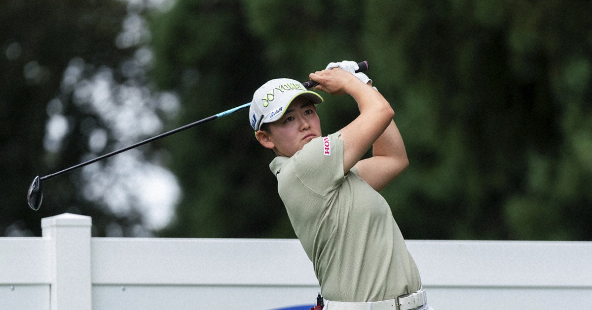Japan's Akie Iwai shoots 64 in Portland to take lead in bid for first LPGA Tour title