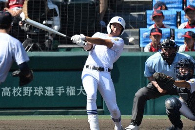 活躍が恩返し」2人の兄の夢も背負い 県岐阜商・宮川 夏の甲子園 | 毎日新聞