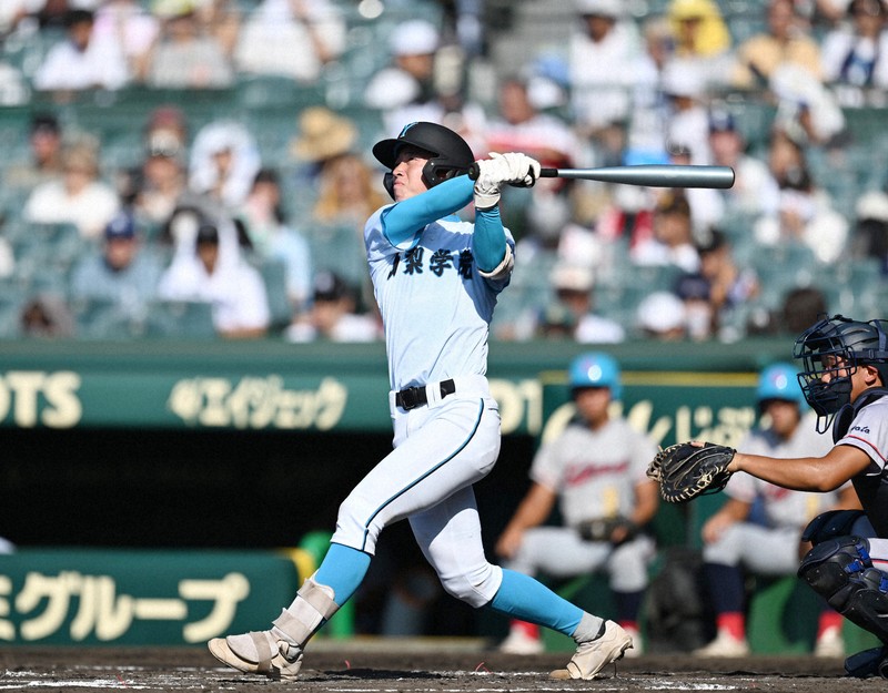 山梨学院・横山が大会第8号本塁打 前回大会超える 夏の甲子園 | 毎日新聞