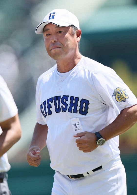 県岐阜商ー横浜（準々決勝）全国高校野球2025 夏の甲子園 [写真特集40