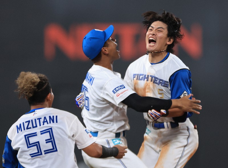 野村佑希のサヨナラ打で日本ハムがオリックスに勝利 プロ野球パリーグ