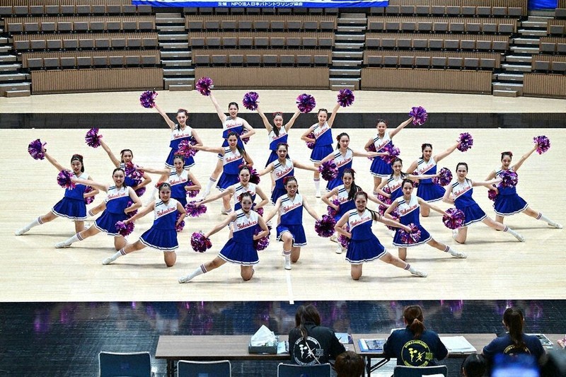 全日本バトン選手権 都立高島高、V2 850人が演技披露 ／東京 | 毎日新聞