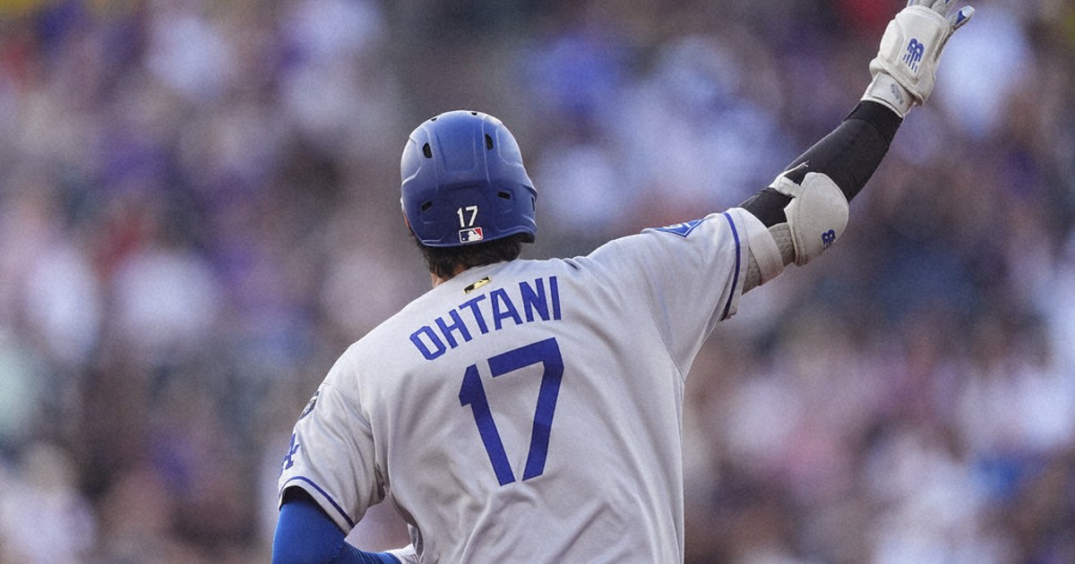 Baseball: Ohtani gets homer No. 44 as title race with Schwarber heats up