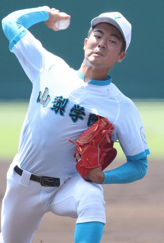 山梨学院の水色ユニホーム「C2Cブルー」とは？ 夏の甲子園 [写真特集1