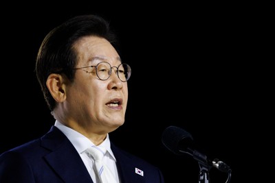 恩赦を行った李在明大統領＝2025年8月15日　Bloomberg