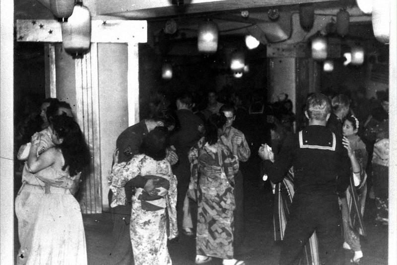 戦後８０年：政府主導で慰安所設置 終戦2日後 占領軍向け、全国に | 毎日新聞