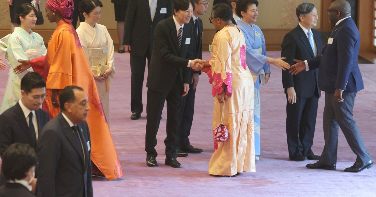 両陛下がTICAD出席者を招き茶会 秋篠宮ご夫妻や愛子さまも | 毎日新聞