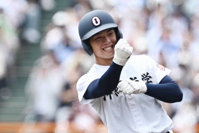 感謝し沖縄に帰りたい」 決勝打の沖縄尚学・宜野座 夏の甲子園 | 毎日新聞