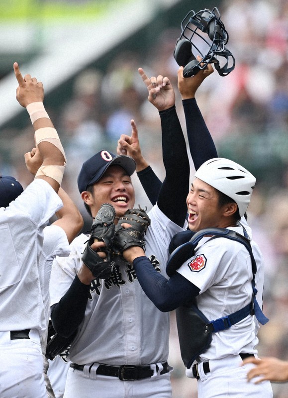 値下げ！沖縄尚学2025甲子園107回全国高校野球選手権大会出場記念Tシャツ L 値下げ！沖縄尚学2025甲子園107回全国高校野球選手権大会出場