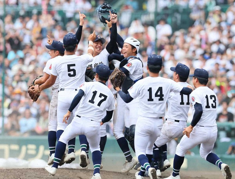 高校野球大好き芸人 甲子園全試合観戦！ 沖縄尚学V、沖縄の知人から知らされた“異常事態”明かす（スポニチ） | 毎日新聞