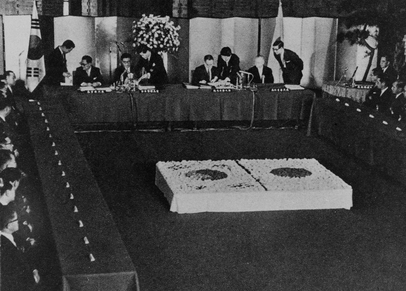 社説：戦後80年 独仏和解の歩み 政治と市民の協働に学ぶ | 毎日新聞