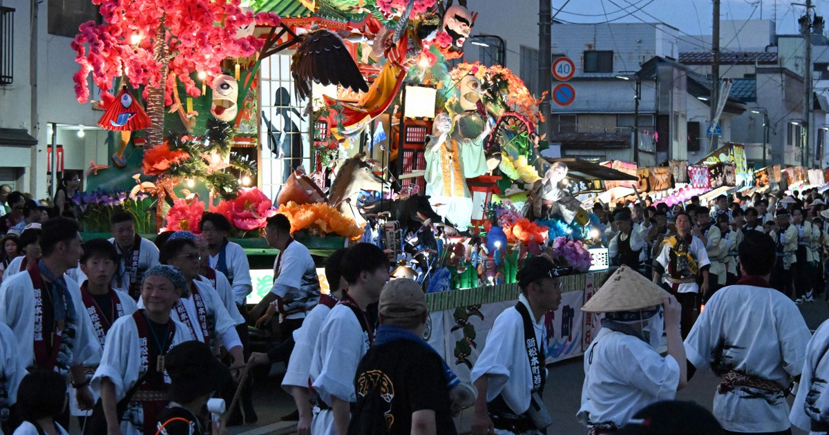 額装写真シリーズ 日本の祭 毎日新聞 豪華絢爛、新庄まつり開幕 今村翔吾さんも参加【写真まとめ】 [写真