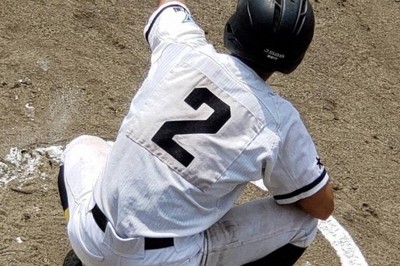 東九州龍谷軟式野球部の主将だった当時の久保田愛悠さん。プレーでも捕手としてチームの中心にいた＝遺族提供