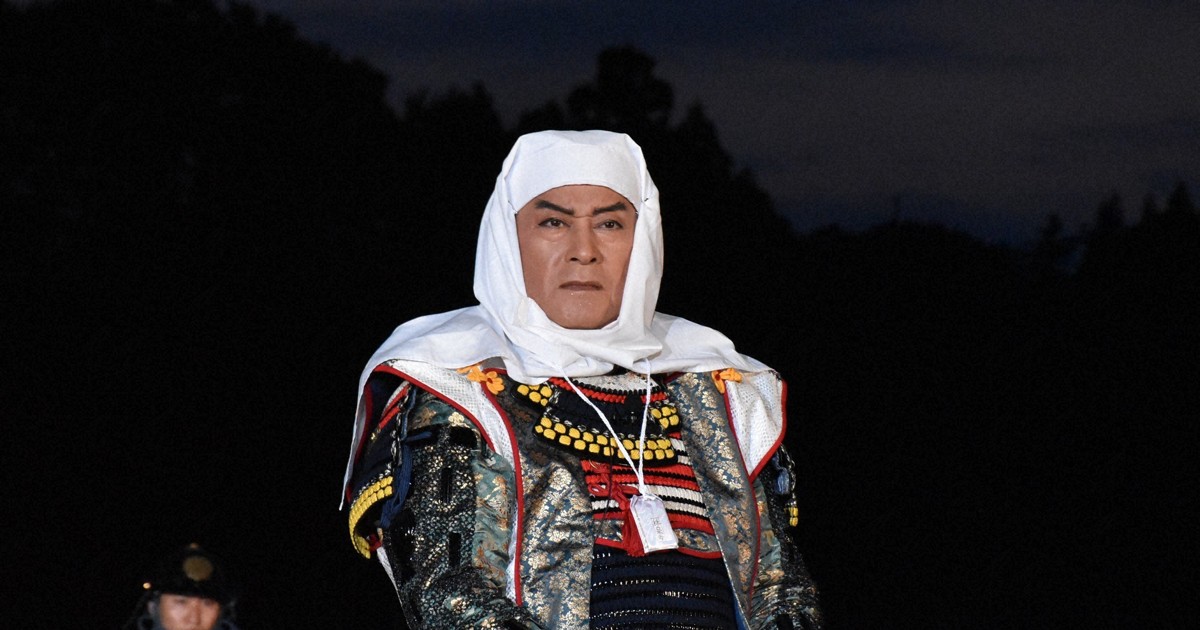 100回目の「謙信公祭」松平健さん白馬で登場　名刀・山鳥毛も展示