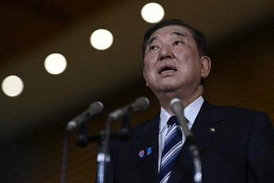 参院選の公約に給付金を盛り込むと表明する石破茂首相＝首相官邸で6月13日、藤井達也撮影