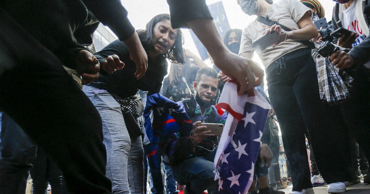 Trump's order on flag burning could return the question to the Supreme Court