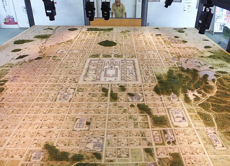 藤原京模型再注目へ 世界遺産登録にらみ、資料室整備 奈良・橿原