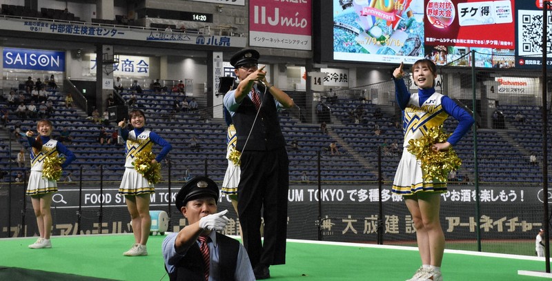 確認用‼️‼️7月末まで JR四国しか勝たん です‼️‼️ 攻撃も安全確認してから」JR四国、指さし確認でエール 都市対抗 | 毎日新聞