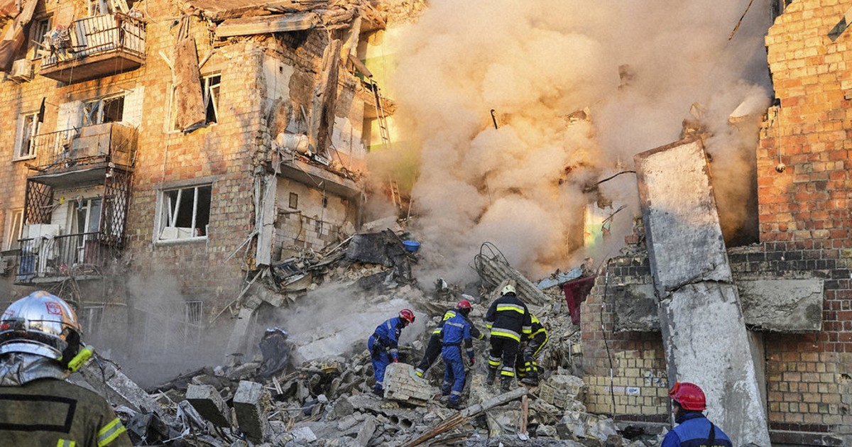 A major Russian drone and missile attack on Kyiv kills at least 21 people